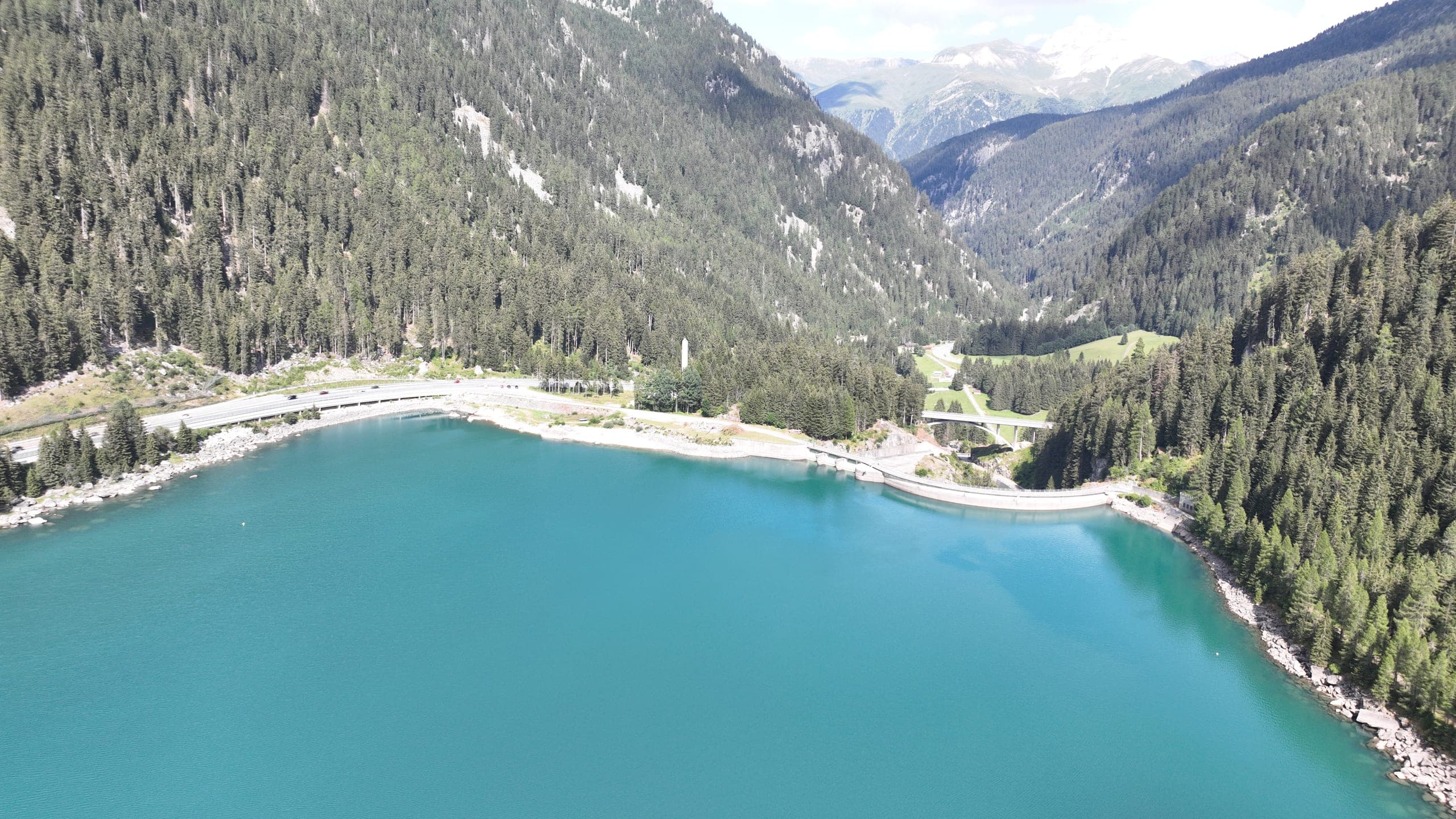 Lake Sufers in summer