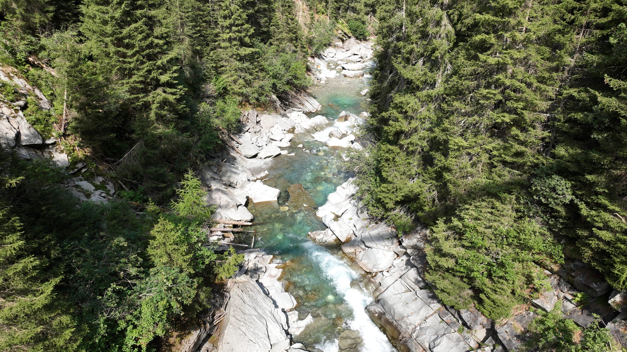 Gorge of the Averser Rhein